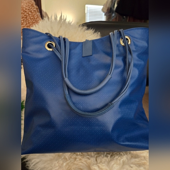🦄Giveaway! 🦄GGheradini Italy blue bag AUTHENTIC  so SOFT! Shoulder bag - Picture 6 of 8